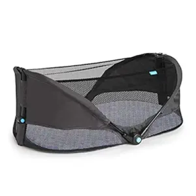 Munchkin Brica Fold N' Go Travel Bassinet - Lightweight Portable Baby Pod