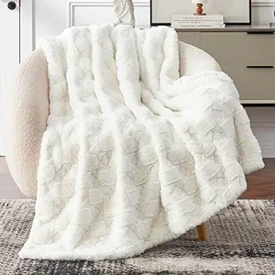 Premium 3D Textured Faux Fur Throw Blanket 50x60 - Soft Jacquard Design for Couch & Bed